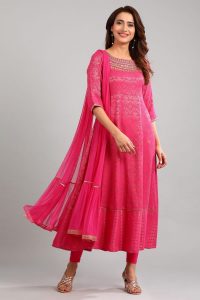 pink-round-neck-yarn-dyed-kurta-set