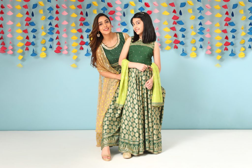 white christmas dresses BLUE FUNCTION SPECIAL GEORGETTE DESIGNER MOTHER DAUGHTER GOWN COLLECTI –  Dealbazaarsonline.com main image 0